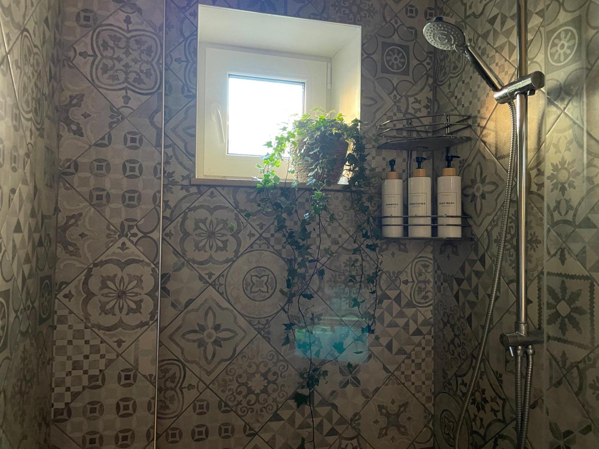 Pristine 1Br Apt In City Center W/ Patio And Parking 리가 외부 사진